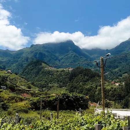 Guestready - Panoramic Mountain Escape * Sao Vicente (Madeira)